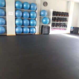 Rollo de caucho sport dark instalado